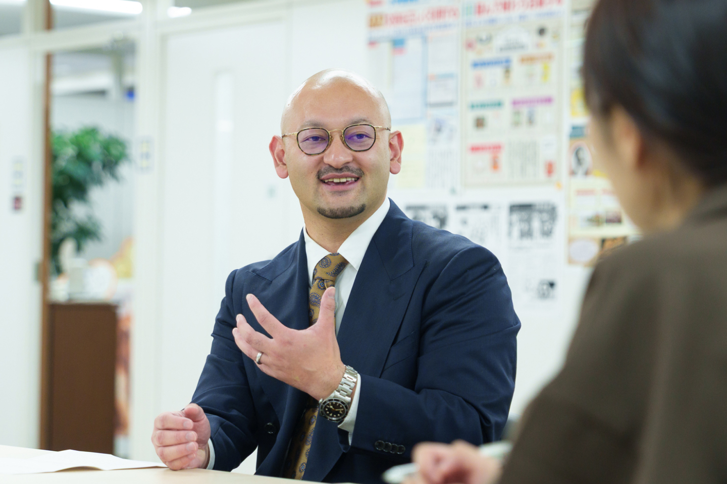 デパートの支援についてお話いただく　ポプラ社/吉永さま